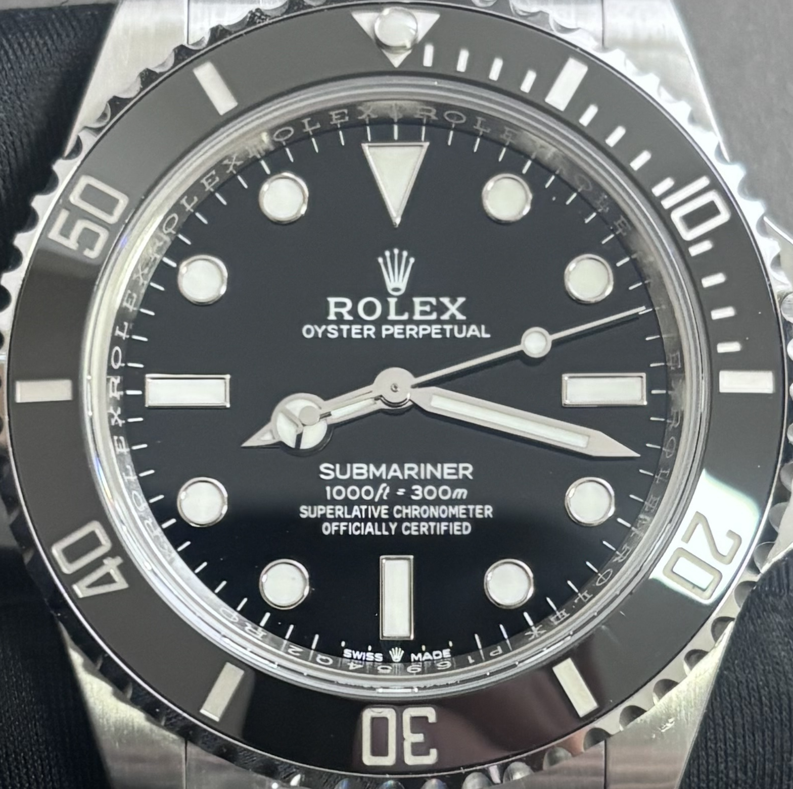 S001 · Original camera geometry · dial and bezel context