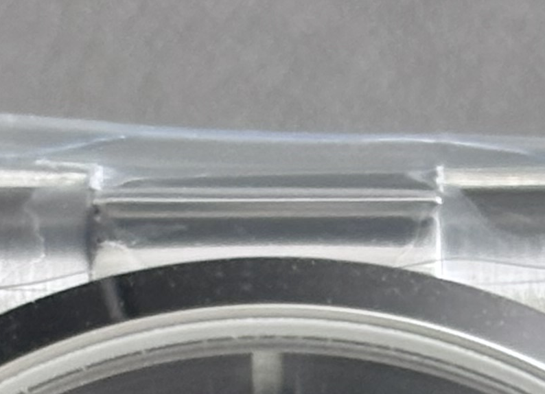 P15 · Bezel at twelve