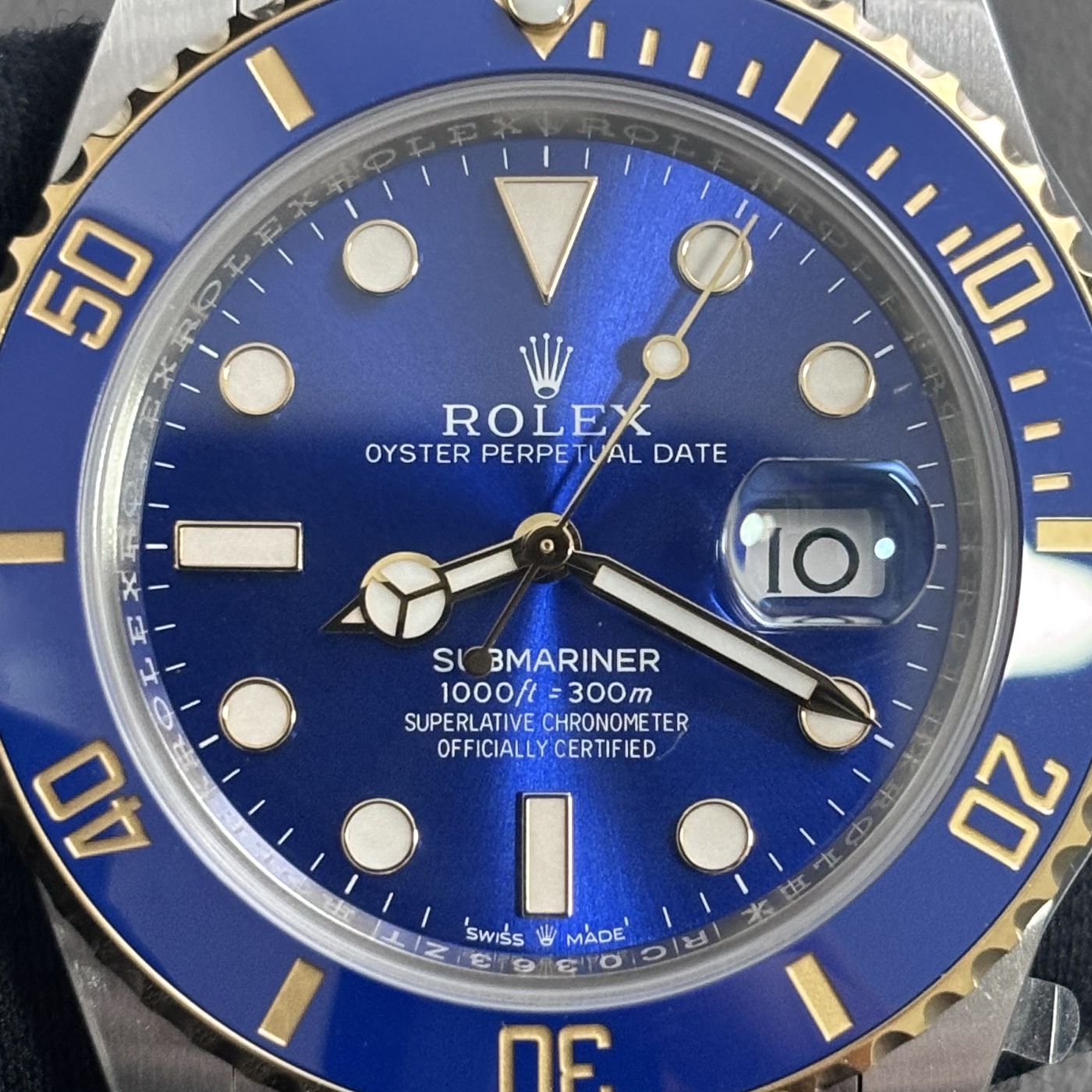 P07 · Camera geometry corrected. Image rotated approximately 0.0° counterclockwise at the dial centre; perspective and unequal image scaling normalized to a circular dial reference using the saved printed minute-track reference. Recentered and resampled to 1400 × 1400 pixels. No correction for crystal refraction or raised bezel/hand geometry.