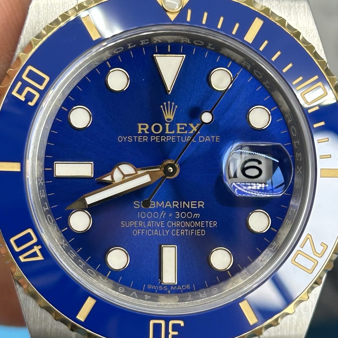 B07 · Visual reference only · precise angles unverified. Image rotated approximately 0.8° counterclockwise at the dial centre; illustrative circular normalization only; geometry did not validate using the saved printed minute-track reference. Recentered and resampled to 1400 × 1400 pixels. No correction for crystal refraction or raised bezel/hand geometry.