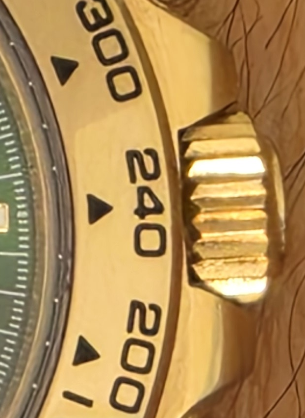 B · Right bezel