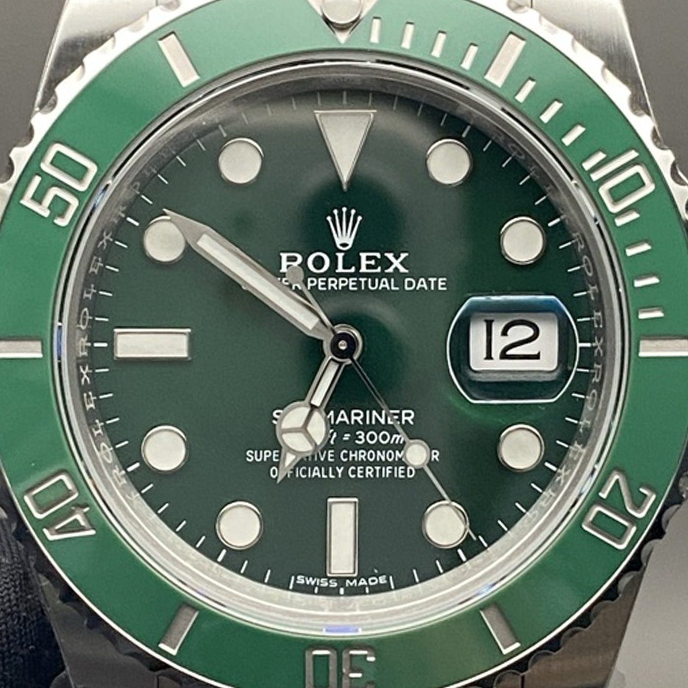 P02 · Visual reference only · precise angles unverified. Image rotated approximately 0.4° counterclockwise at the dial centre; illustrative circular normalization only; geometry did not validate using the saved printed minute-track reference. Recentered and resampled to 1400 × 1400 pixels. No correction for crystal refraction or raised bezel/hand geometry.
