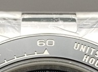 P02 · Bezel at twelve