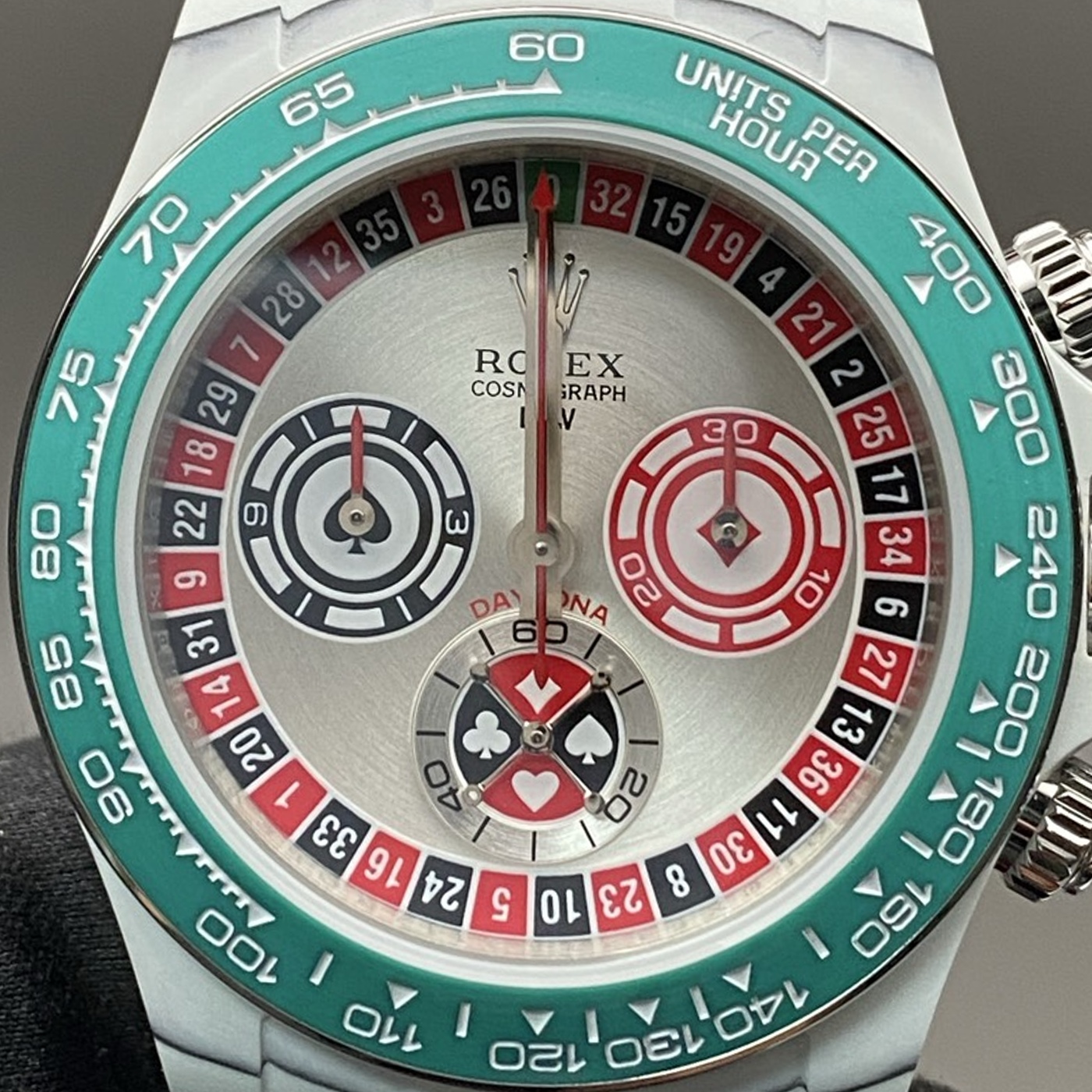 P01 · Visual reference only · precise angles unverified. Image rotated approximately 1.8° clockwise at the dial centre; illustrative circular normalization only; geometry did not validate using the saved dial reference. Recentered and resampled to 1400 × 1400 pixels. No correction for crystal refraction or raised bezel/hand geometry.