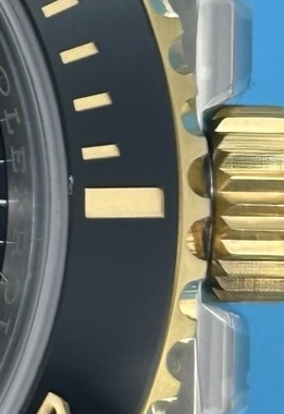 A04 · Right bezel