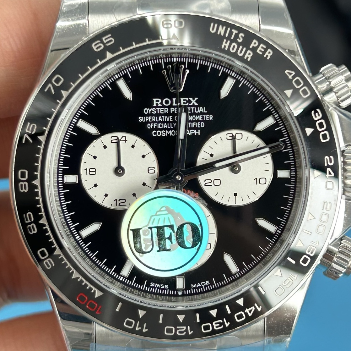 S007 · Original camera geometry · dial and bezel context