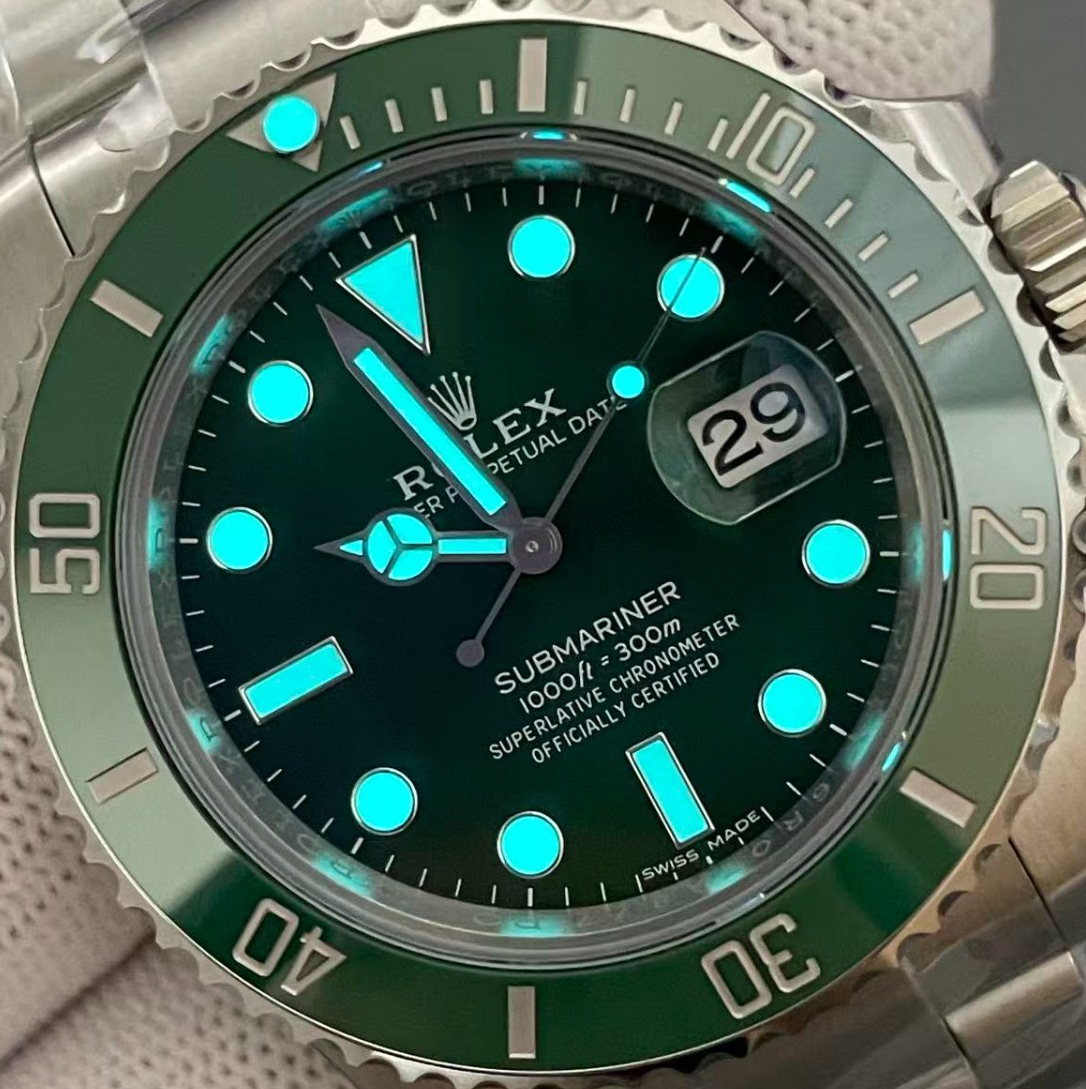 S011 · Original camera geometry · dial and bezel context